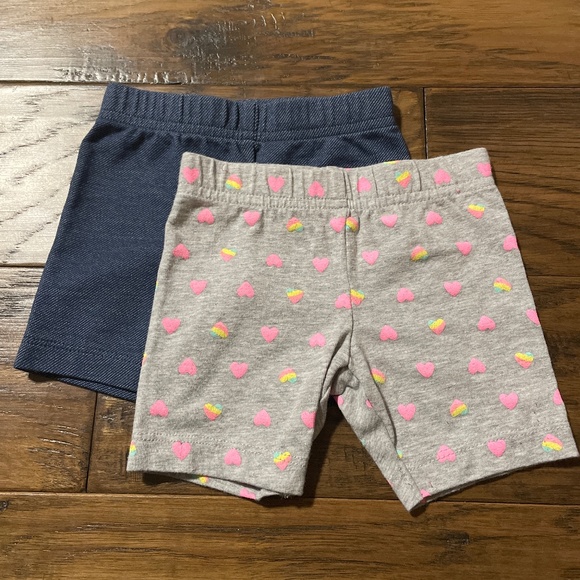 New Carter’s 2 pack bike shorts blue grey heart print size 9 months - Picture 1 of 5